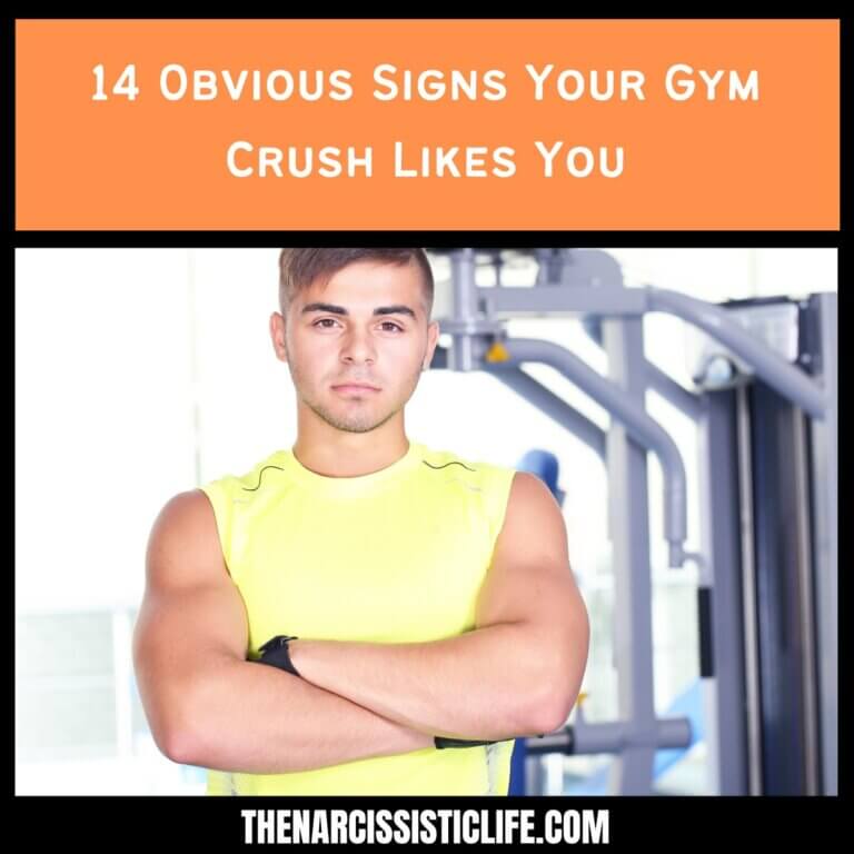 14 Obvious Signs Your Gym Crush Likes You